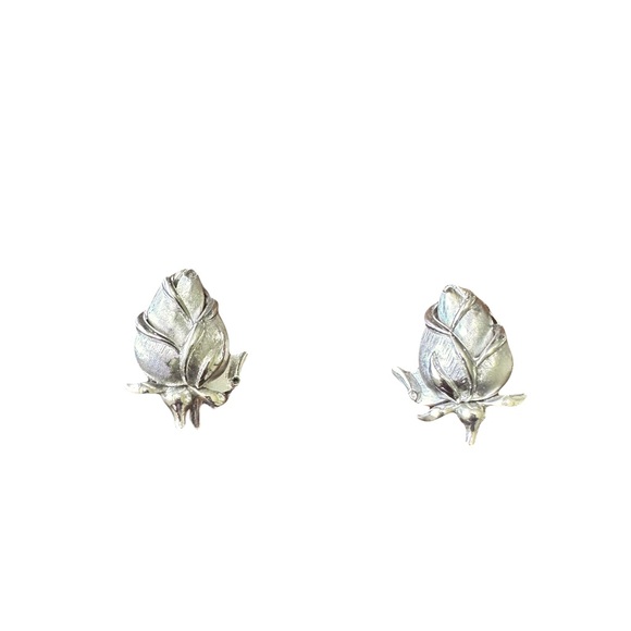 1960’s Vintage Elegant Silver Earrings - Picture 1 of 4